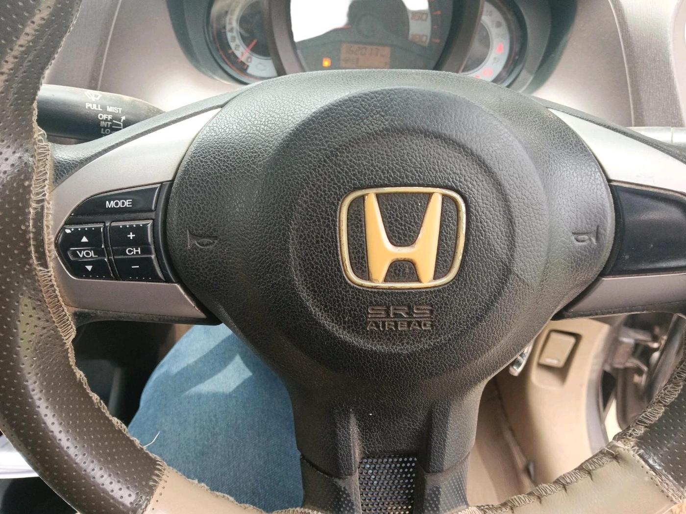 2012 Honda Brio E MT, CNG, Manual, 1,62,017 km, interior