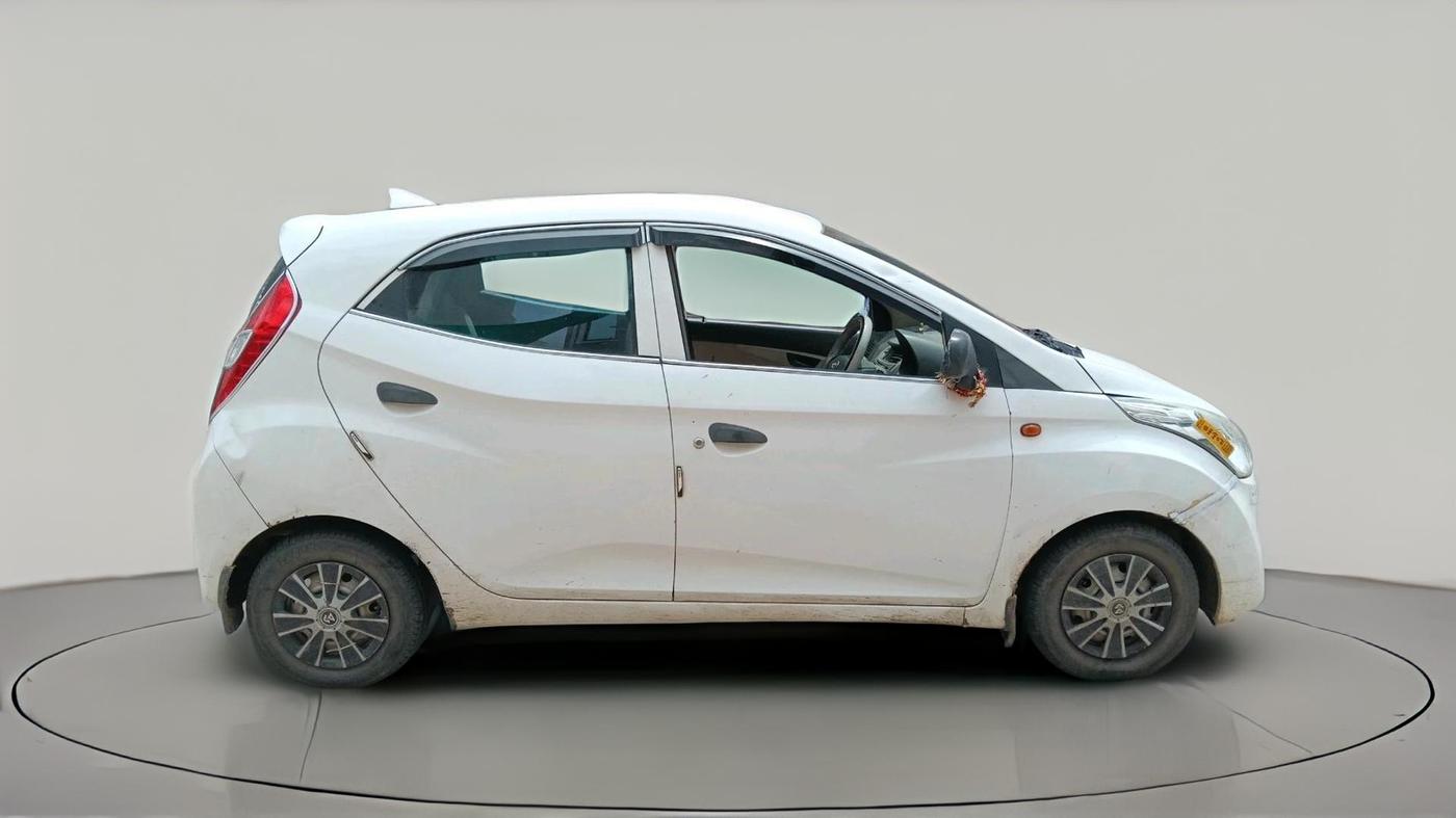 2012 Hyundai Eon ERA +, CNG, Manual, 2,23,611 km, exterior