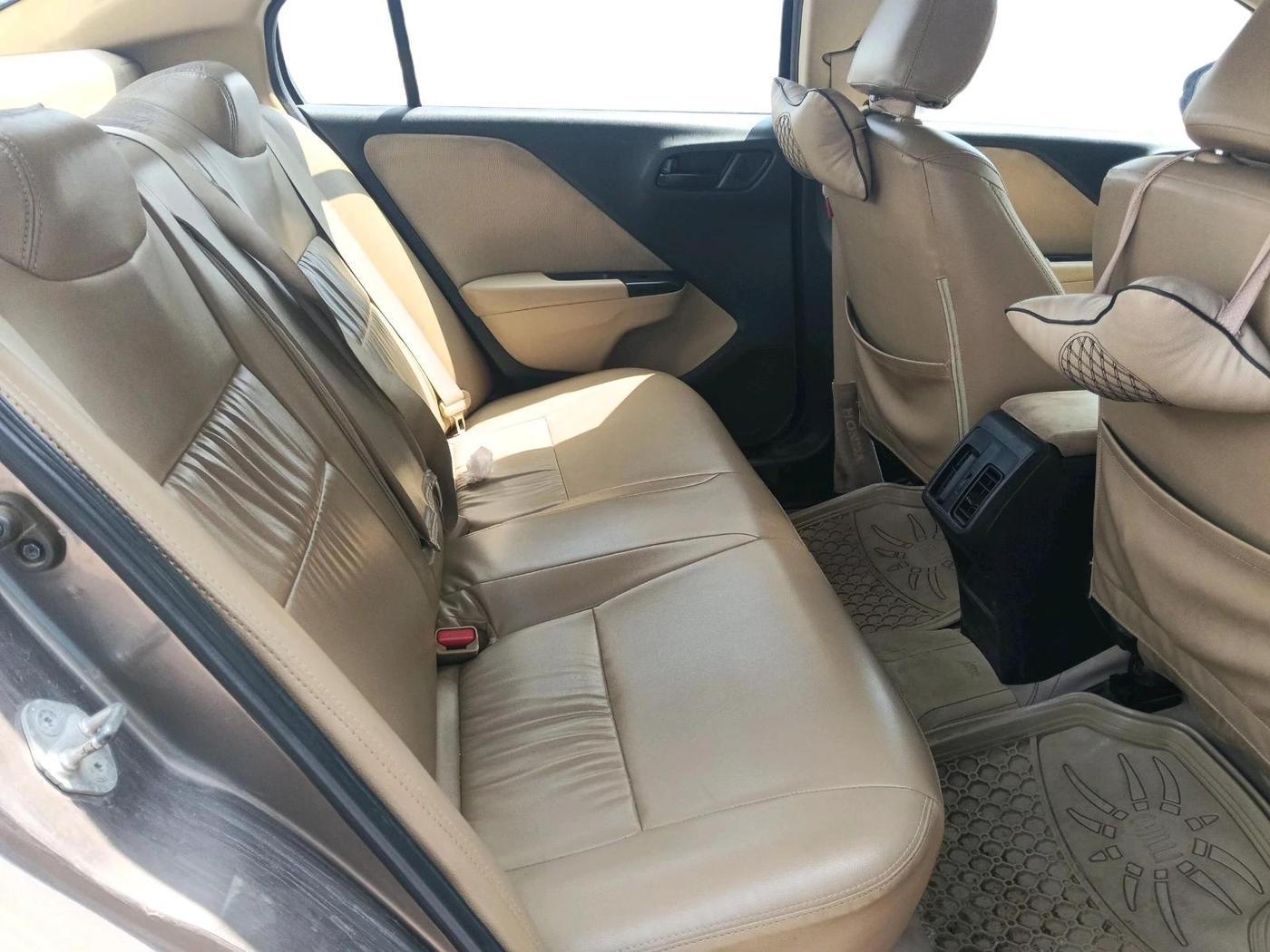 2014 Honda City 1.5L I-VTEC SV, CNG, Manual, 1,05,688 km, interior