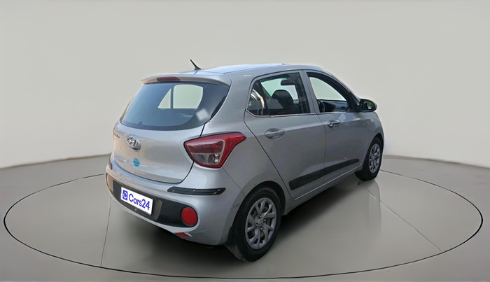 2018 Hyundai Grand i10 MAGNA 1.2 KAPPA VTVT, CNG, Manual, 1,33,398 km, exterior