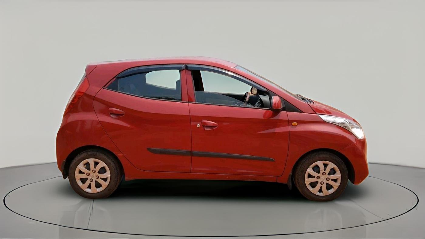 2016 Hyundai Eon SPORTZ, Petrol, Manual, 55,000 km, exterior