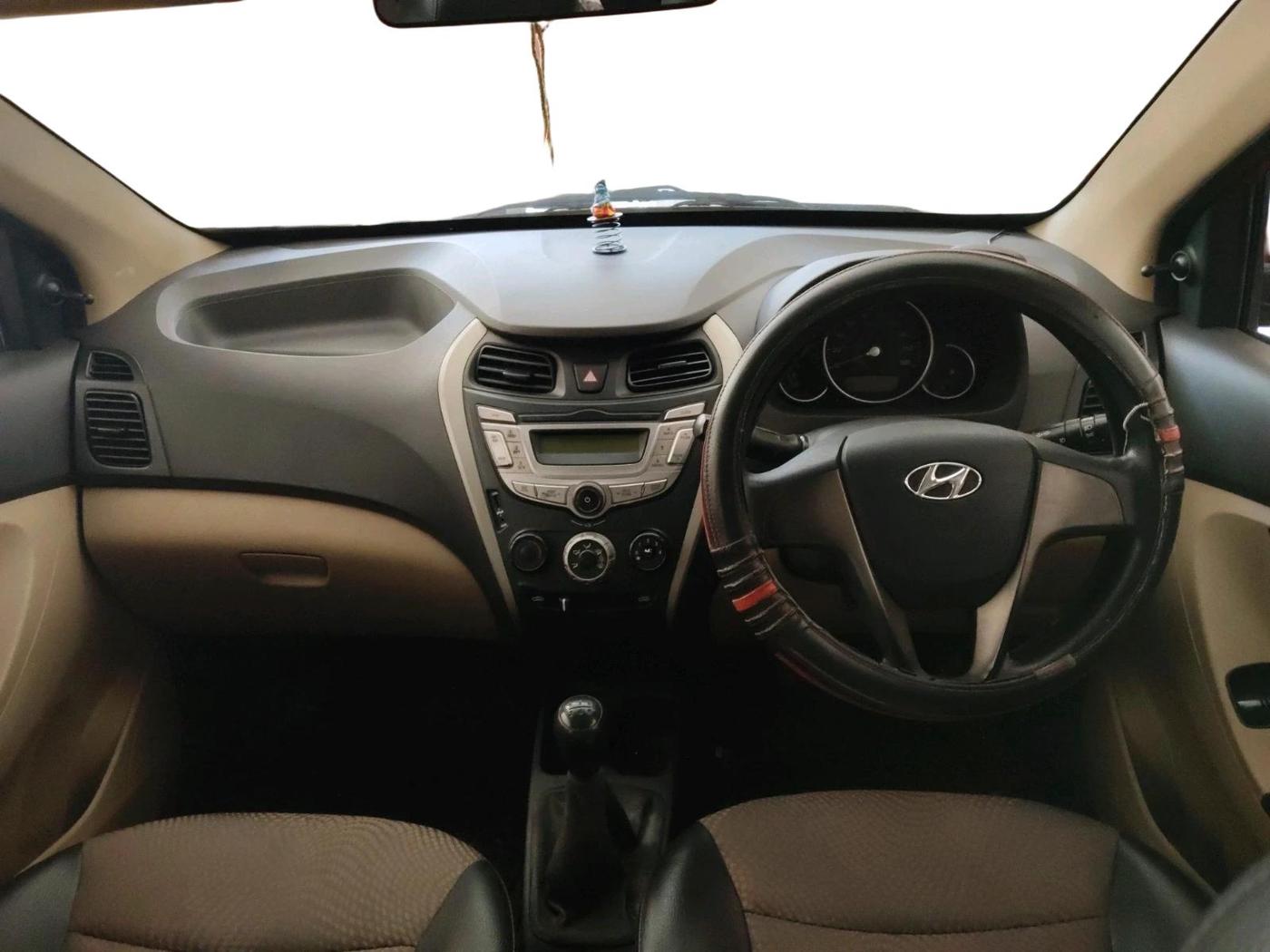 2016 Hyundai Eon SPORTZ, Petrol, Manual, 55,000 km, interior