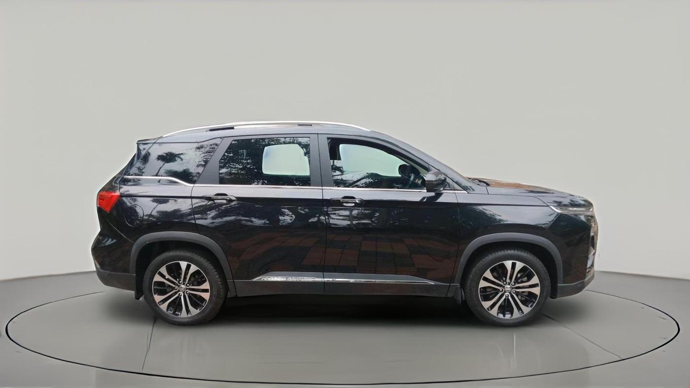 2023 MG HECTOR PLUS SHARP PRO 2.0 TURBO DIESEL 6 STR, Diesel, Manual, 18,498 km, exterior