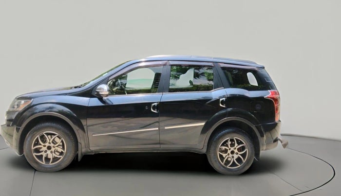 2013 Mahindra XUV500 W6, Diesel, Manual, 1,00,416 km, exterior