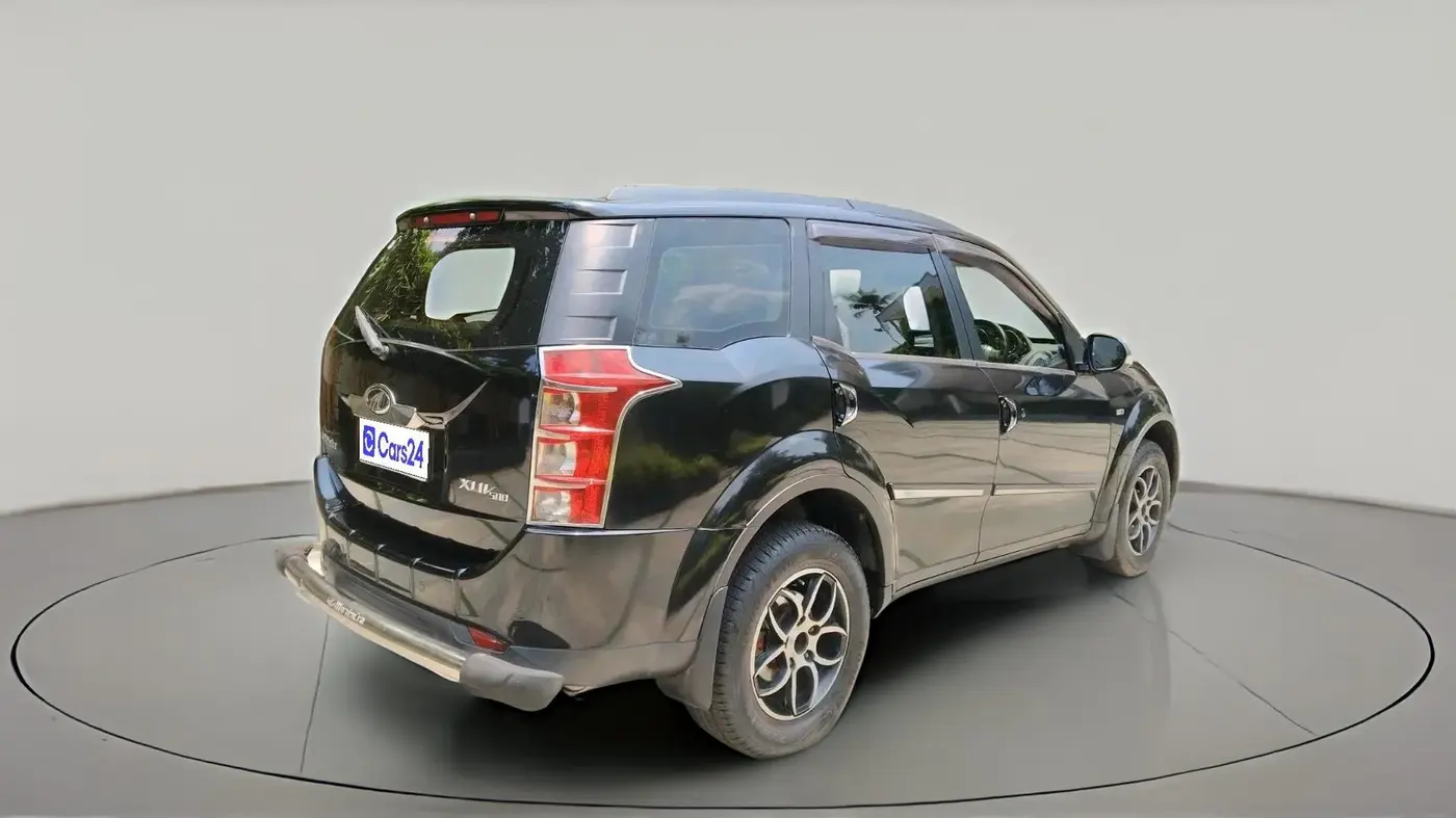 2013 Mahindra XUV500 W6, Diesel, Manual, 1,00,416 km, exterior