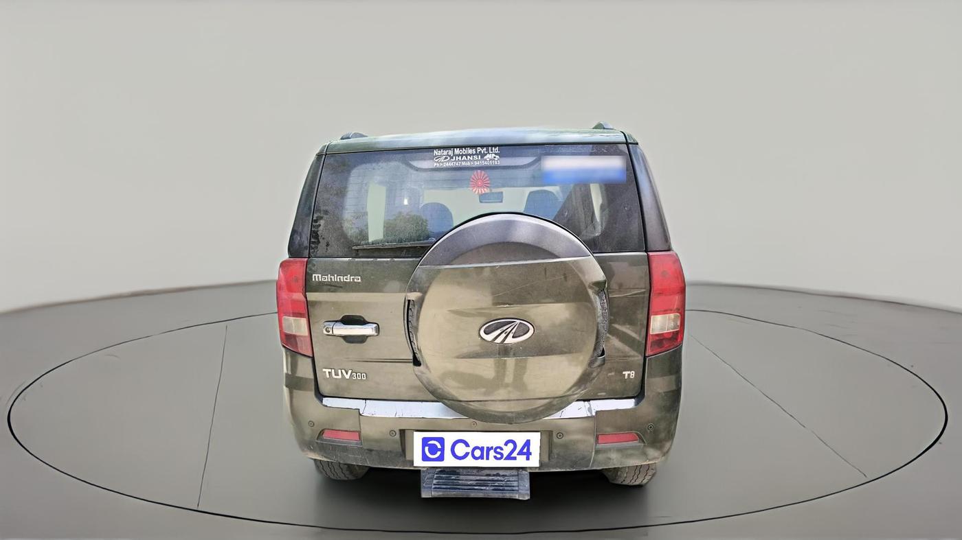 2018 Mahindra TUV300 T8, Diesel, Manual, 1,53,180 km, exterior