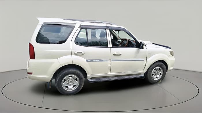 2016 Tata Safari Storme 2.2 EX 4X2, Diesel, Manual, 2,01,023 km, exterior