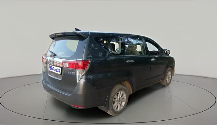 2016 Toyota Innova Crysta 2.4 VX 7 STR, Diesel, Manual, 99,043 km, exterior