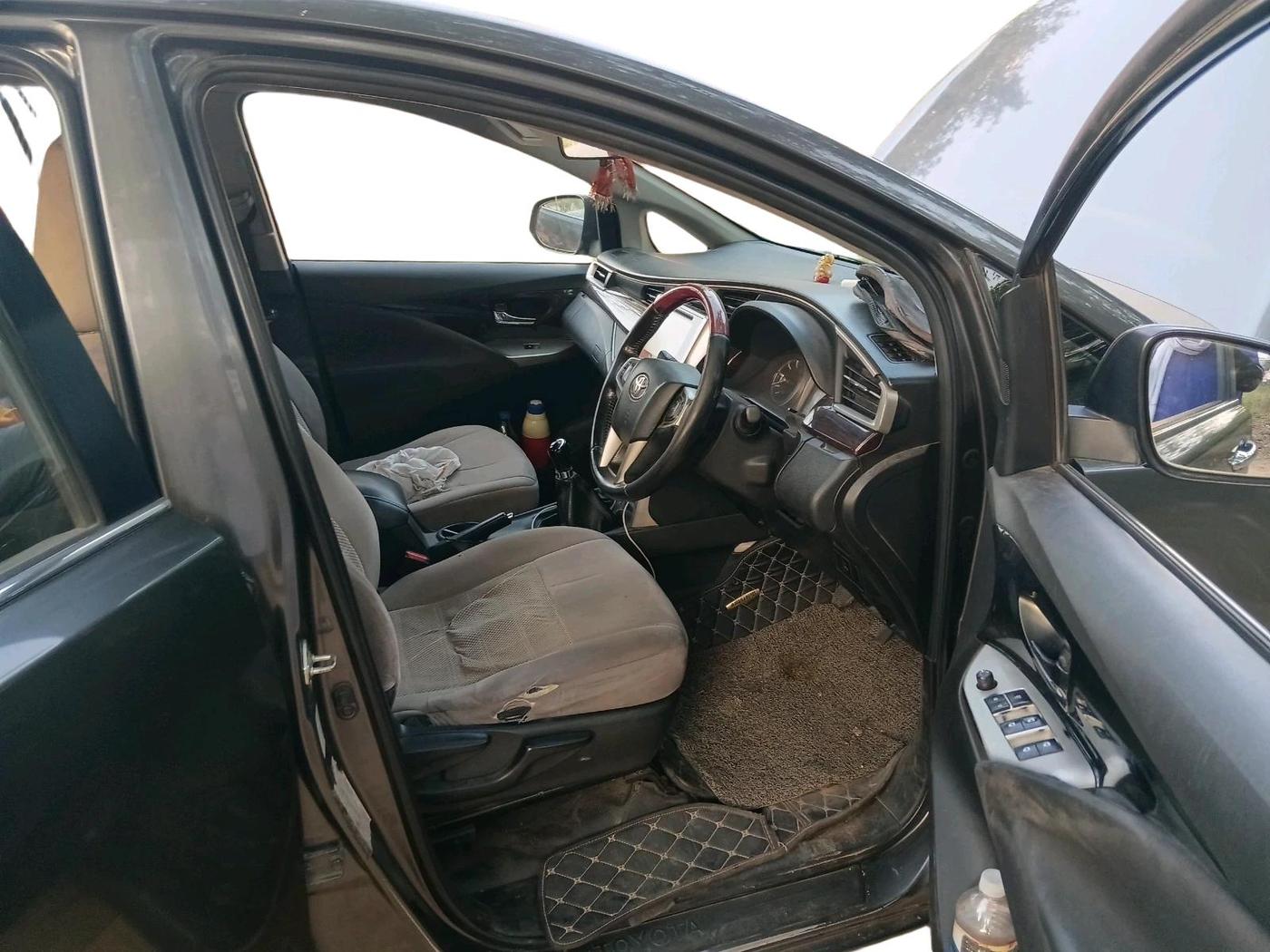 2016 Toyota Innova Crysta 2.4 VX 7 STR, Diesel, Manual, 2,54,698 km, interior