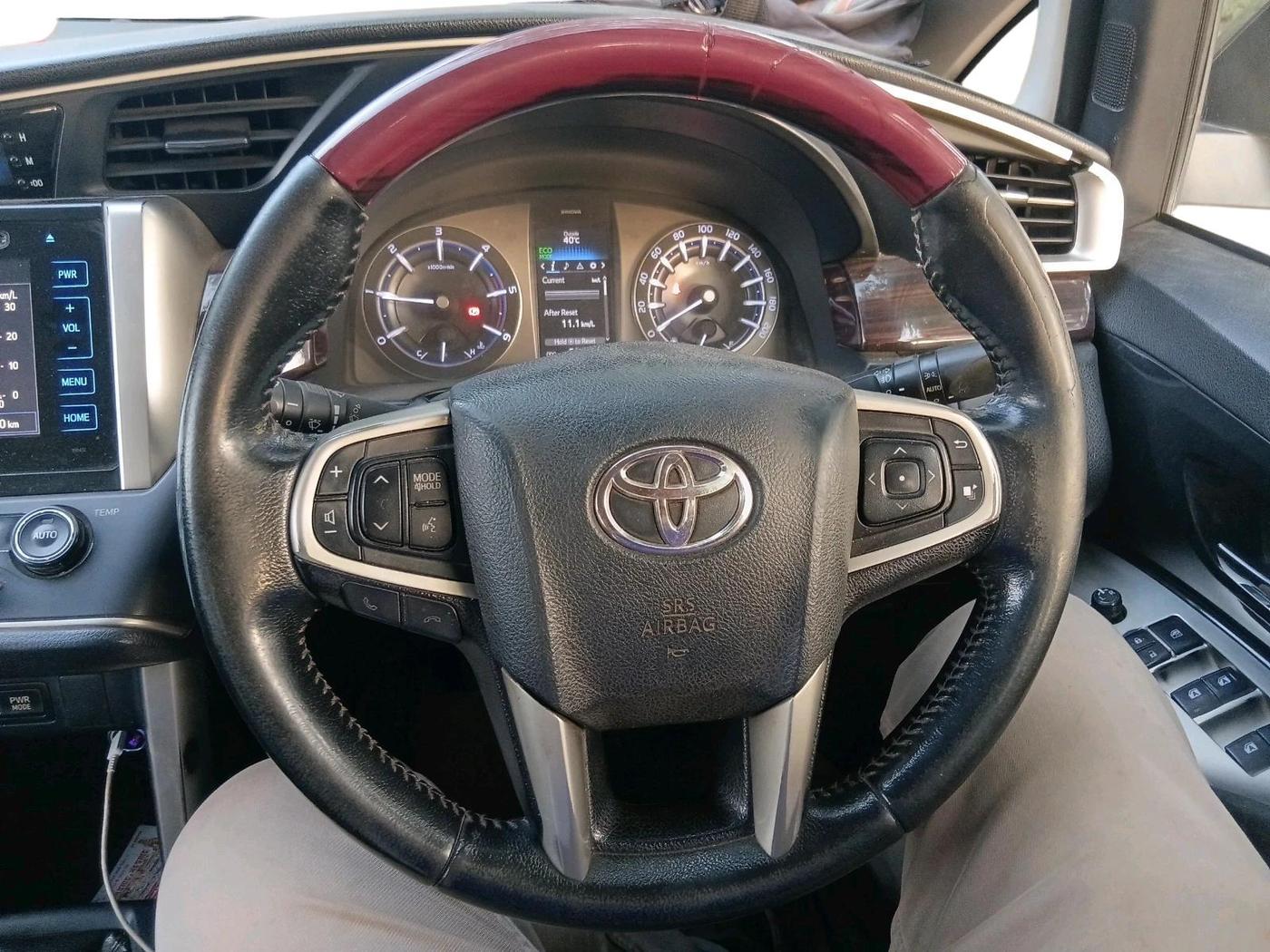 2016 Toyota Innova Crysta 2.4 VX 7 STR, Diesel, Manual, 2,54,698 km, interior