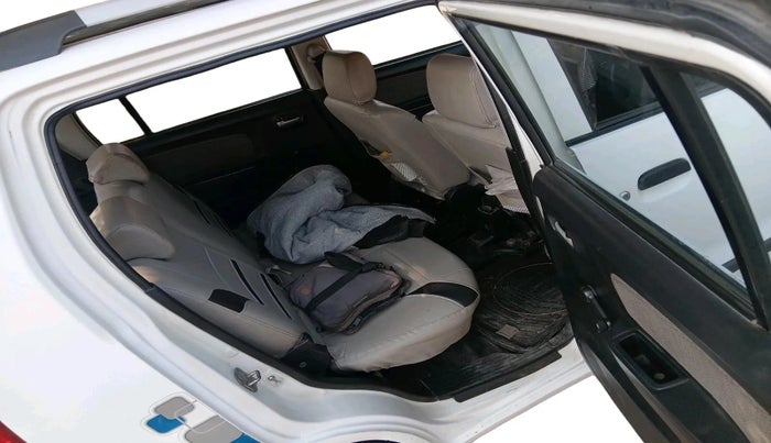 2016 Maruti Wagon R 1.0 LXI, CNG, Manual, 70,167 km, interior