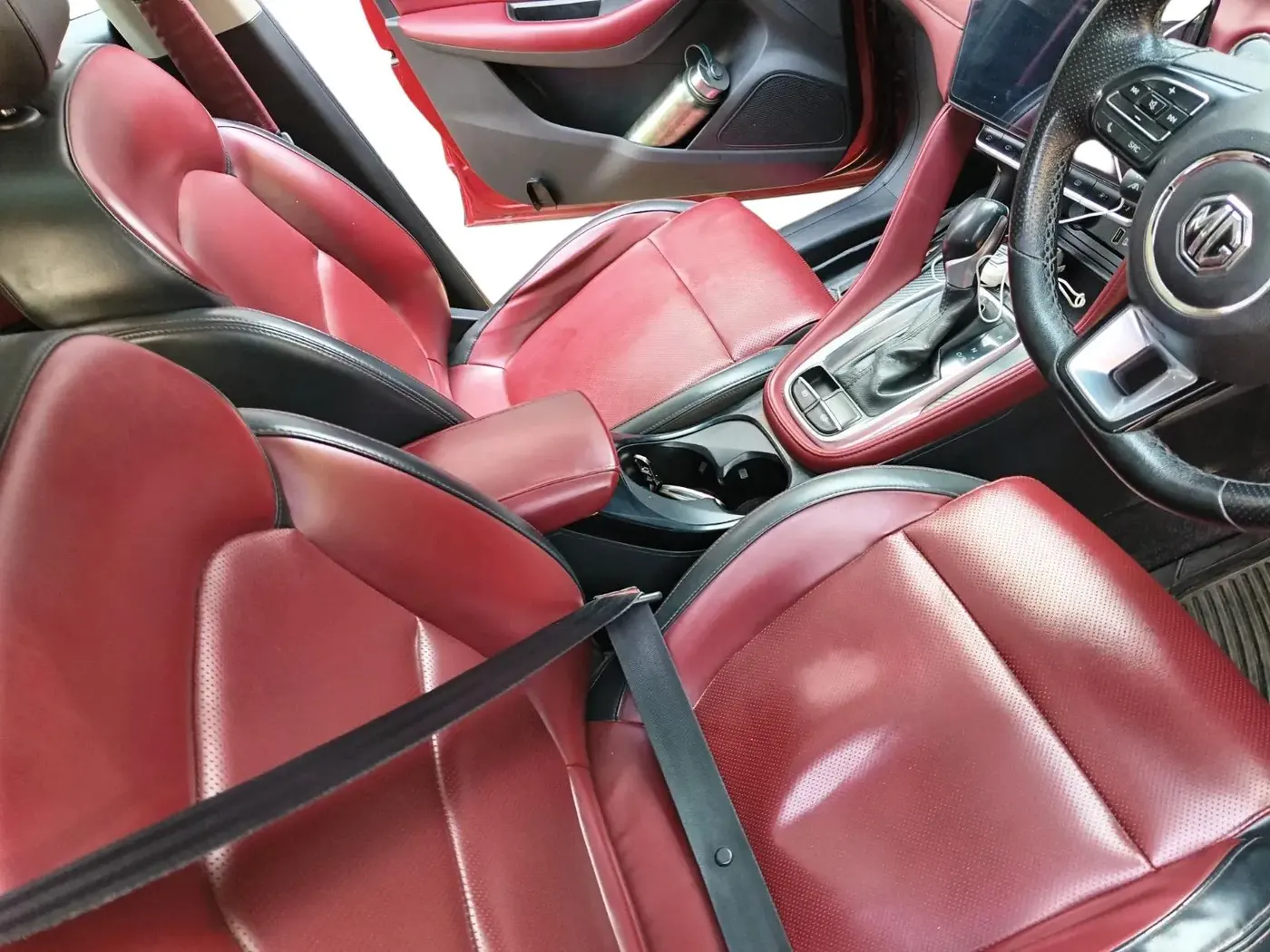 2022 MG ASTOR SAVVY 1.3 TURBO AT S RED, Petrol, Automatic, 86,214 km, interior