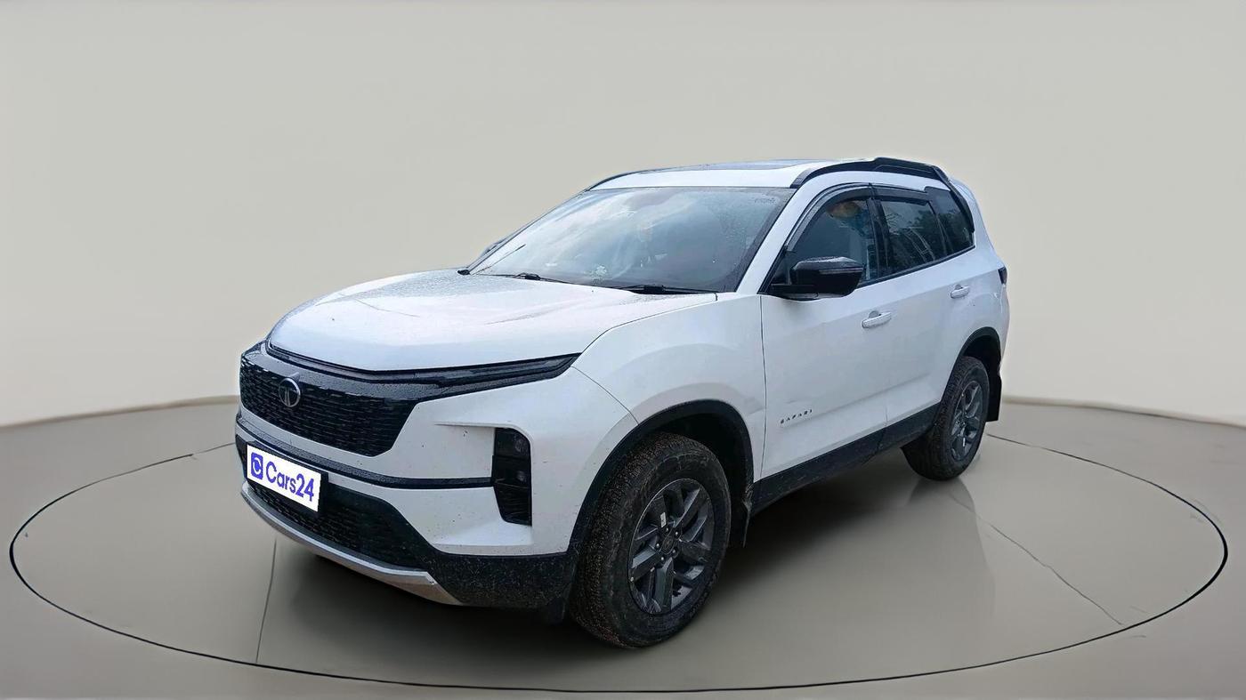 2025 Tata Safari PURE PLUS S AT, Diesel, Automatic, 16,162 km, exterior