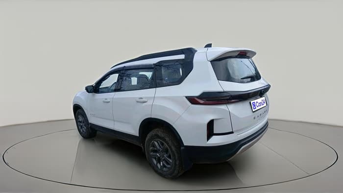 2025 Tata Safari PURE PLUS S AT, Diesel, Automatic, 16,162 km, exterior