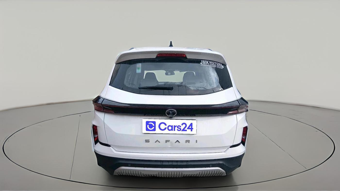 2025 Tata Safari PURE PLUS S AT, Diesel, Automatic, 16,162 km, exterior