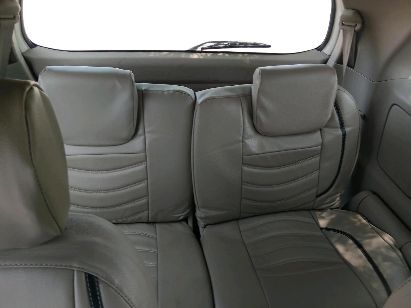2012 Toyota Innova GX 2.5 7 STR, Diesel, Manual, 2,15,993 km, interior