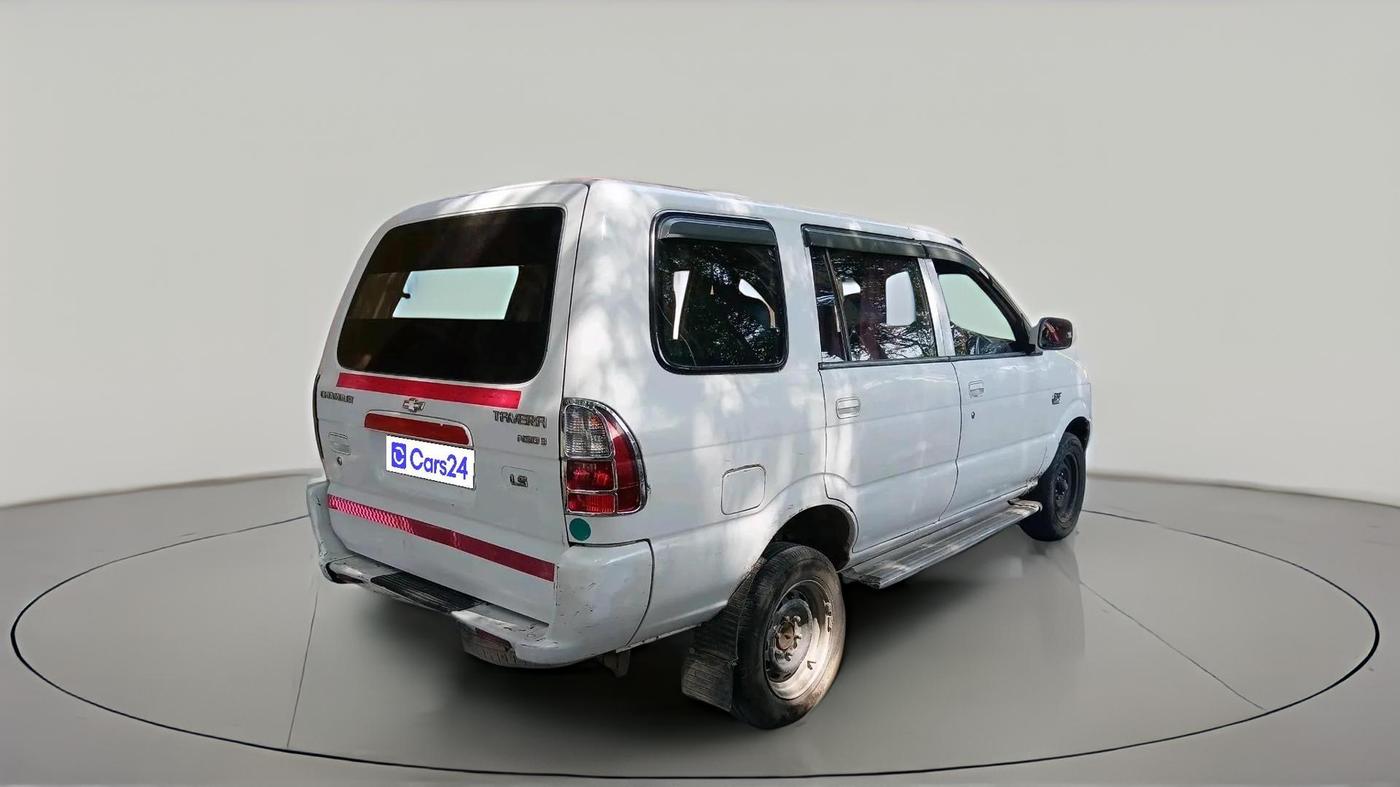 2012 Chevrolet Tavera NEO LS B3 10 STR BS III, Diesel, Manual, 3,85,826 km, exterior