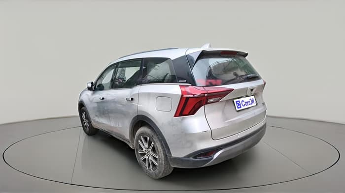 2021 Mahindra XUV700 AX 7 LUXURY P AT 7 STR, Petrol, Automatic, 47,986 km, exterior
