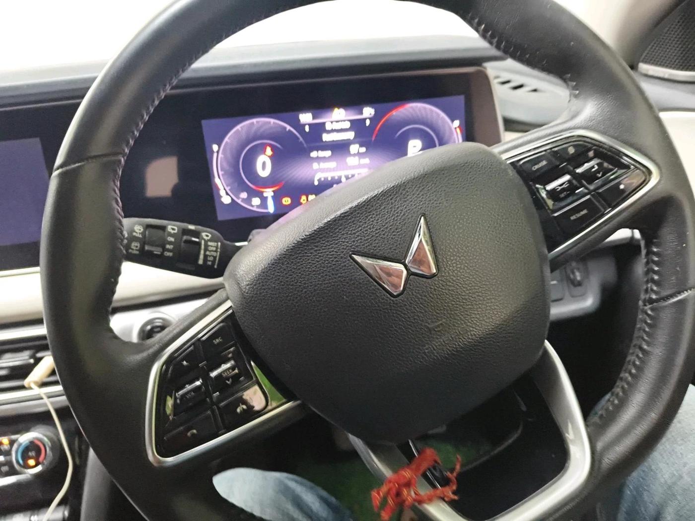 2021 Mahindra XUV700 AX 7 LUXURY P AT 7 STR, Petrol, Automatic, 47,986 km, interior