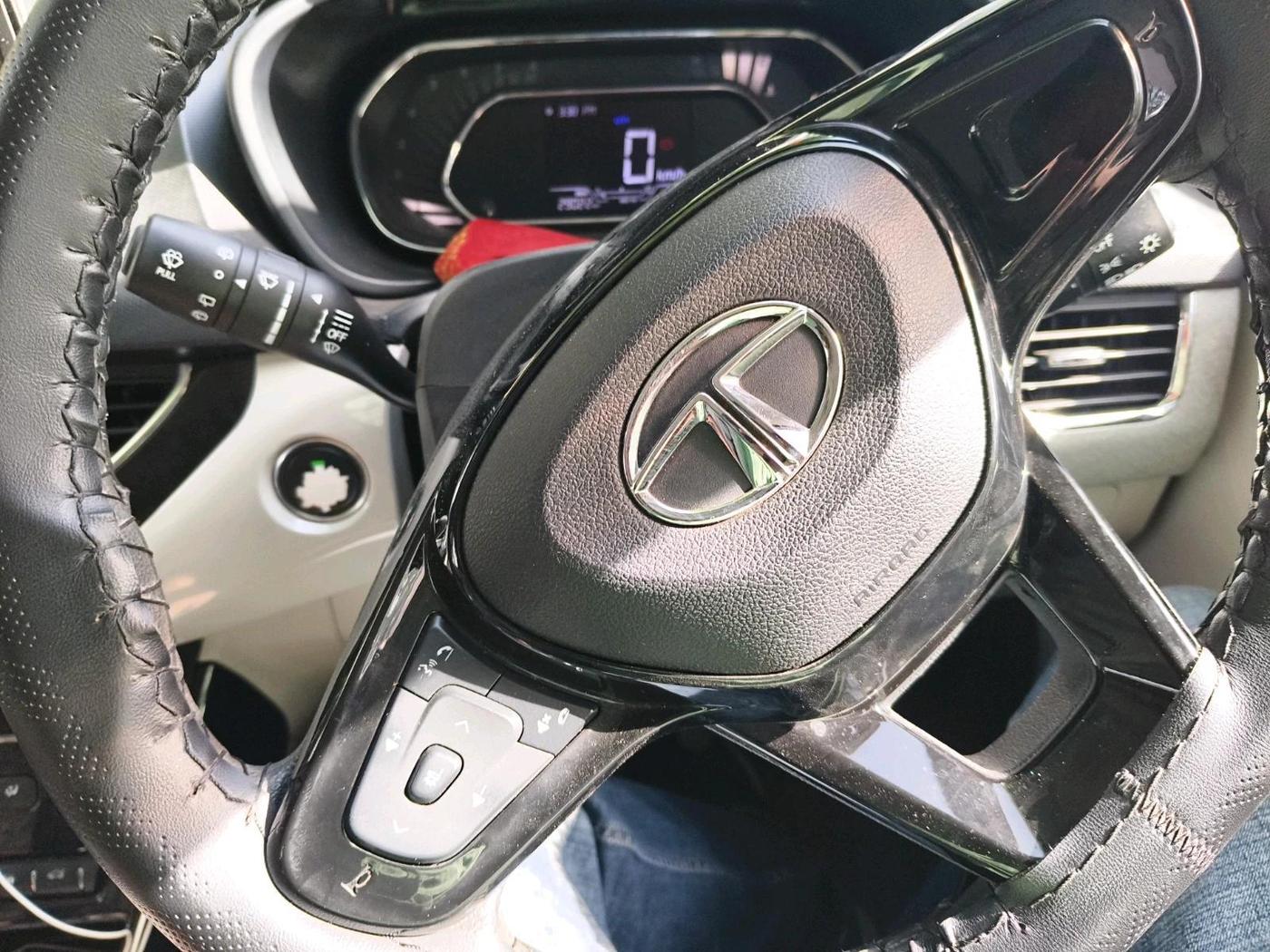 2021 Tata NEXON XZ PLUS PETROL, Petrol, Manual, 30,077 km, interior
