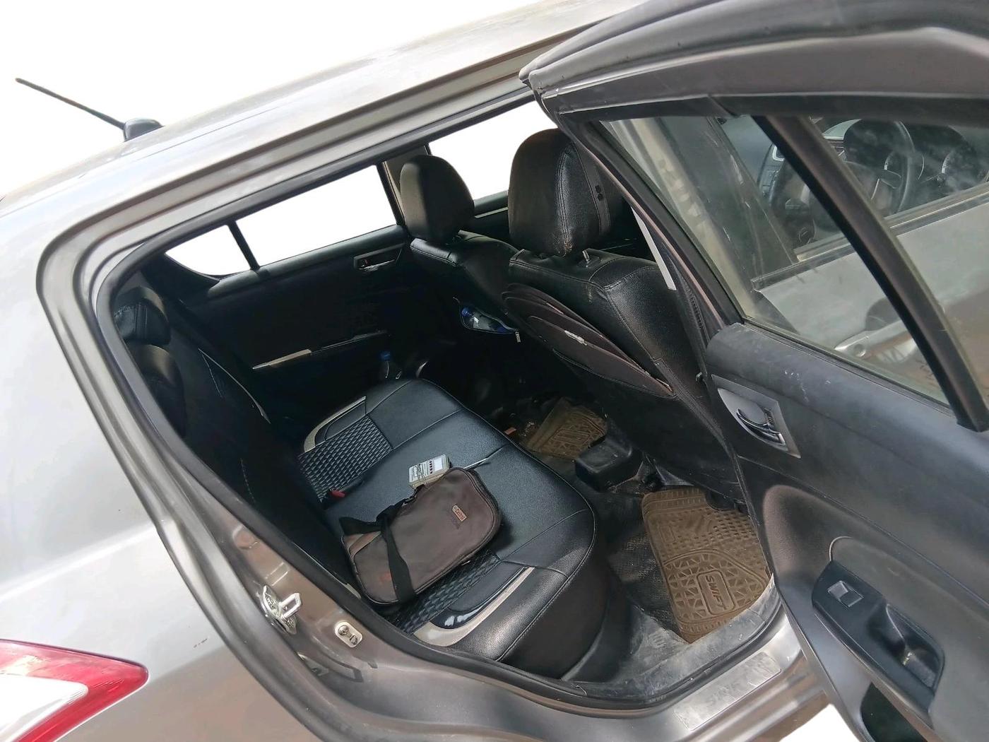 2015 Maruti Swift VXI, Petrol, Manual, 88,457 km, interior