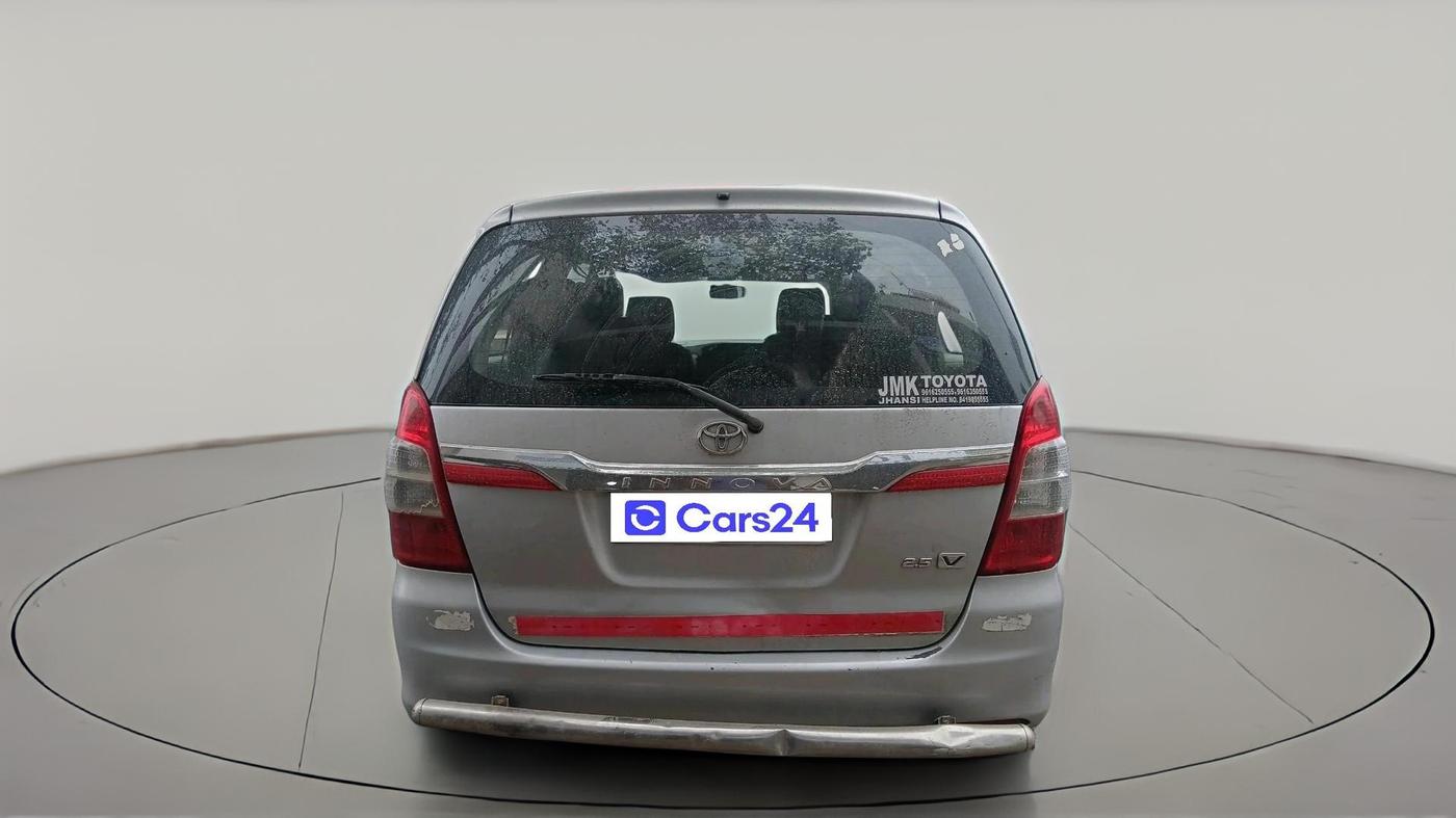 2014 Toyota Innova 2.5 G 8 STR, Diesel, Manual, 3,96,809 km, exterior