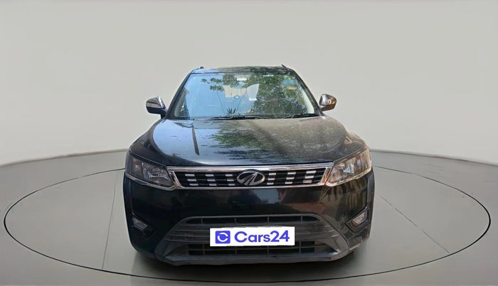 2021 Mahindra XUV300 W6 1.2 PETROL, Petrol, Manual, 56,857 km, exterior
