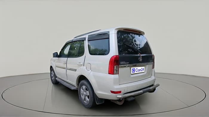 2015 Tata Safari Storme 2.2 VX 4X2, Diesel, Manual, 1,93,448 km, exterior