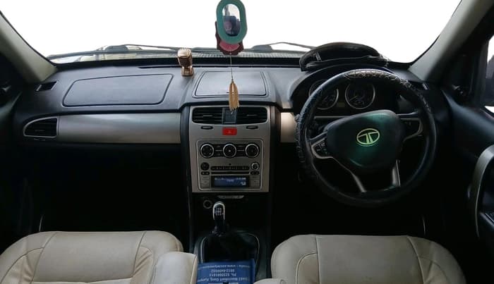 2015 Tata Safari Storme 2.2 VX 4X2, Diesel, Manual, 99,738 km, interior