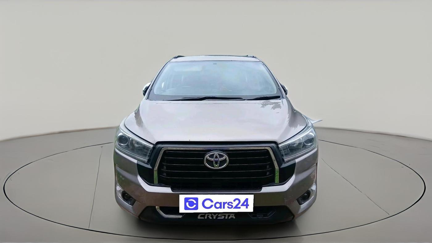 2017 Toyota Innova Crysta 2.4 ZX 7 STR, Diesel, Manual, 1,85,983 km, exterior