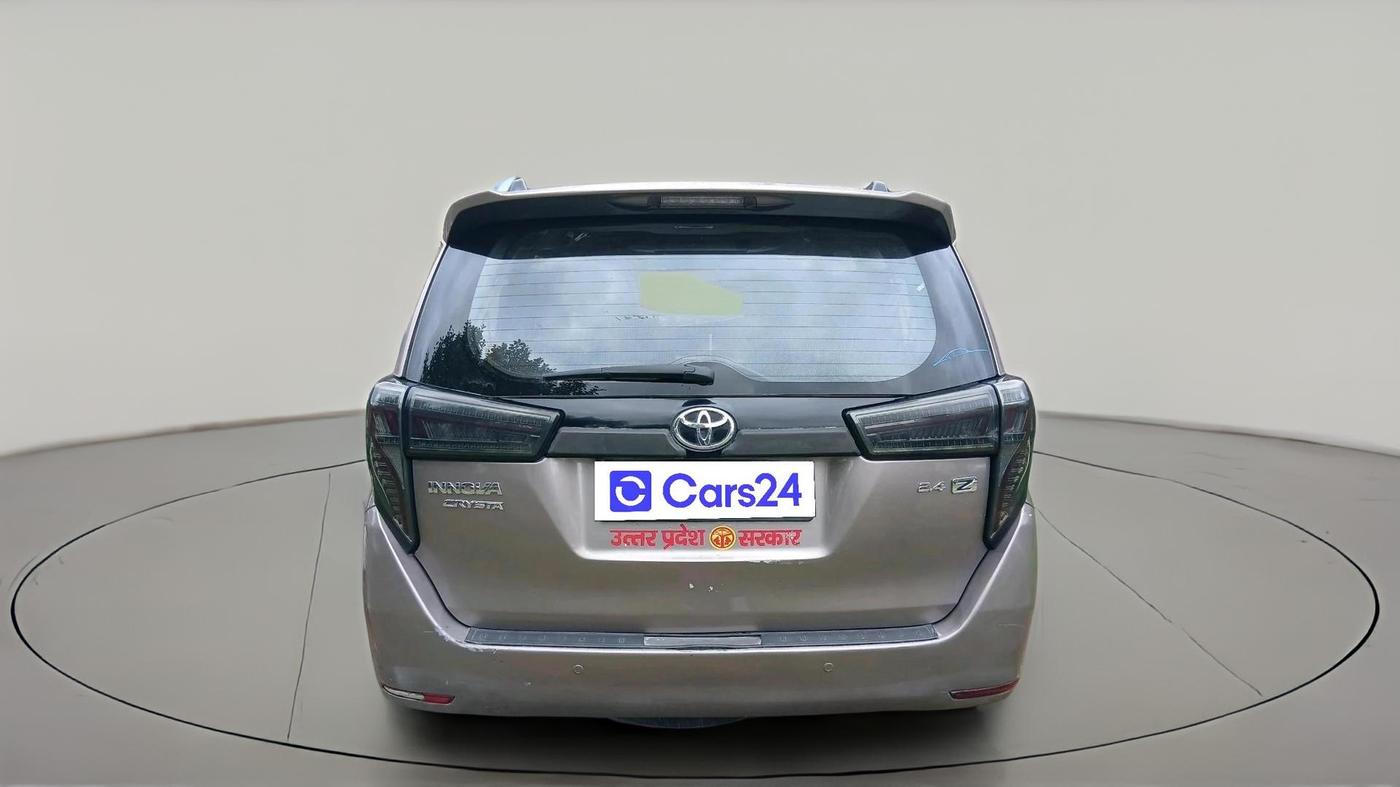 2017 Toyota Innova Crysta 2.4 ZX 7 STR, Diesel, Manual, 1,85,983 km, exterior