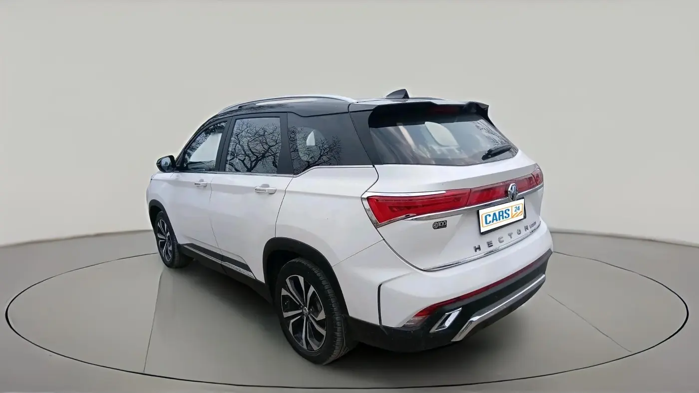 2023 MG HECTOR PLUS SHARP PRO 1.5 TURBO MT 7 STR, Petrol, Manual, 31,167 km, exterior