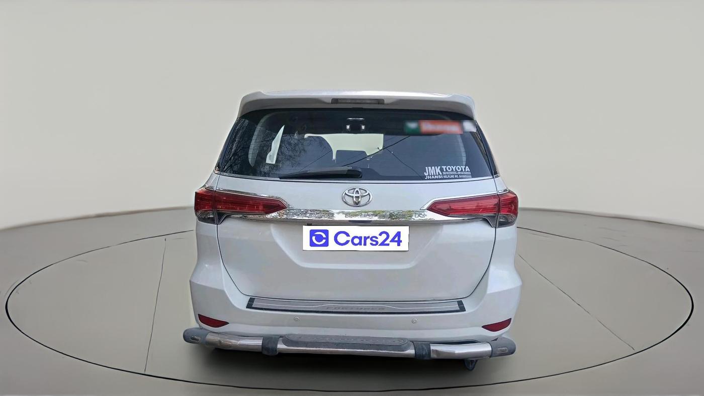2017 Toyota Fortuner 2.8 4X2 MT, Diesel, Manual, 2,51,308 km, exterior