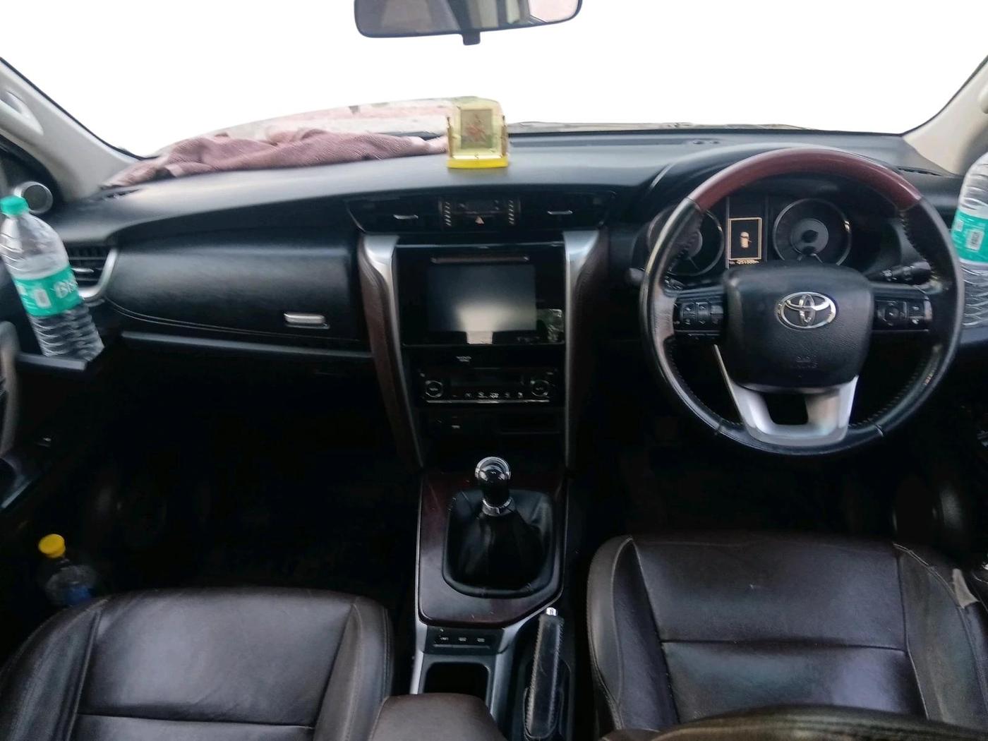2017 Toyota Fortuner 2.8 4X2 MT, Diesel, Manual, 2,51,308 km, interior