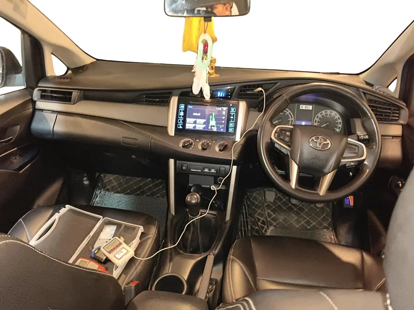 2019 Toyota Innova Crysta 2.4 GX 7 STR, Diesel, Manual, 55,825 km, interior