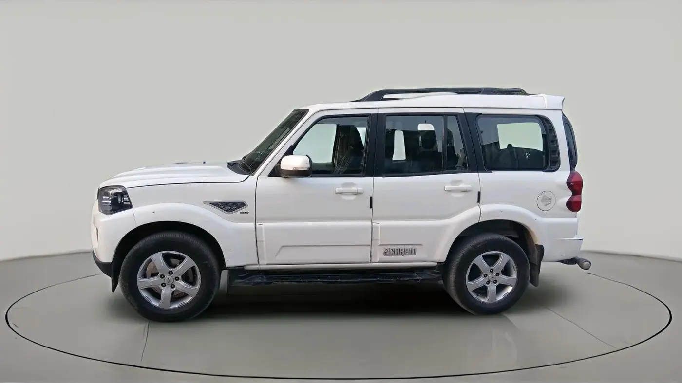 2018 Mahindra Scorpio S11 2WD, Diesel, Manual, 2,52,754 km, exterior