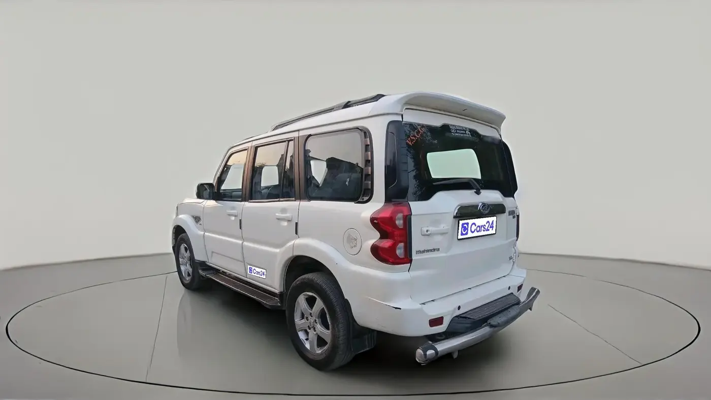 2018 Mahindra Scorpio S11 2WD, Diesel, Manual, 2,52,754 km, exterior