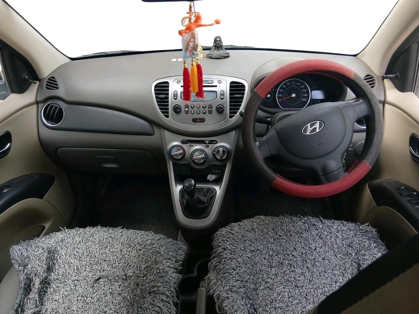 2014 Hyundai i10 SPORTZ 1.1, Petrol, Manual, 66,829 km, interior