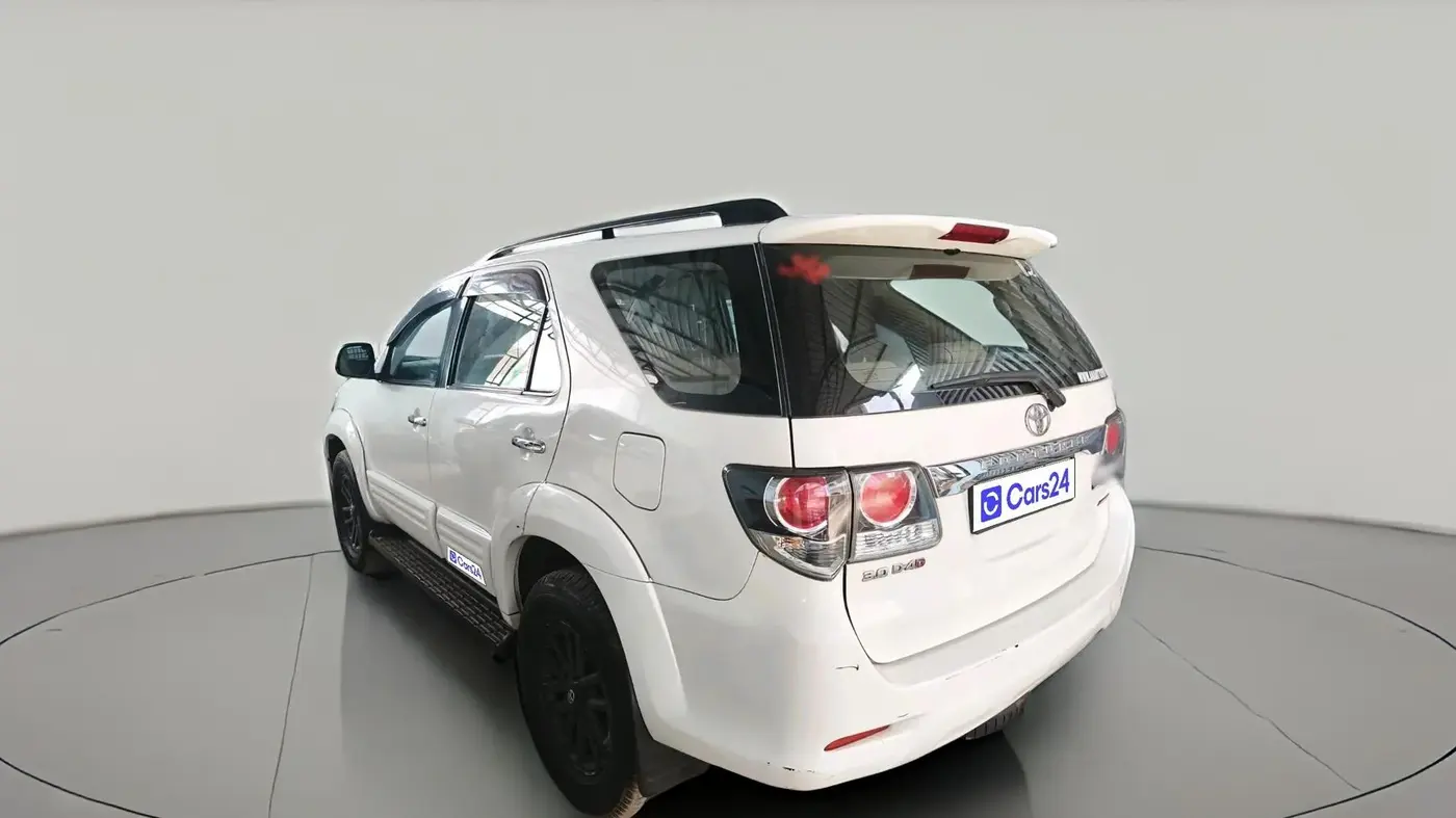 2016 Toyota Fortuner 3.0 4X2 AT, Diesel, Automatic, 1,38,702 km, exterior