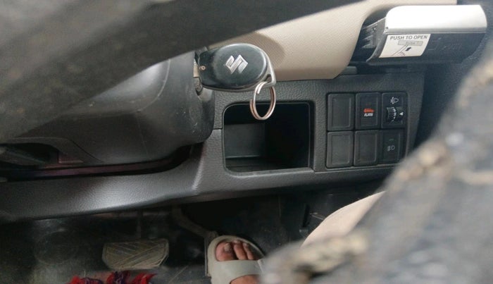 2016 Maruti Wagon R 1.0 VXI AMT, Petrol, Automatic, 21,433 km, interior
