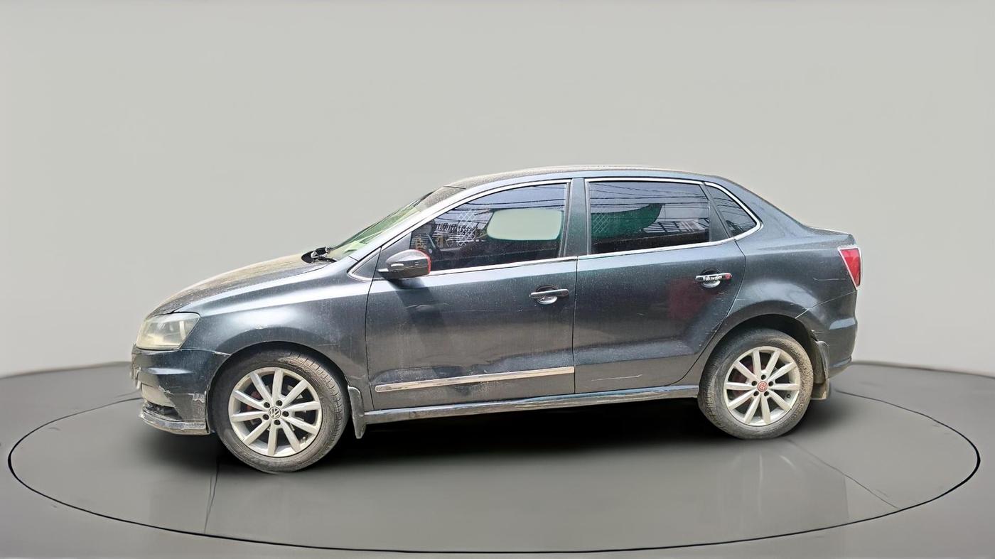 2017 Volkswagen Ameo HIGHLINE1.5L, Diesel, Manual, 1,78,750 km, exterior