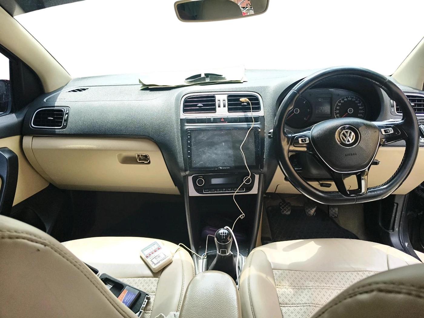 2017 Volkswagen Ameo HIGHLINE1.5L, Diesel, Manual, 1,78,750 km, interior