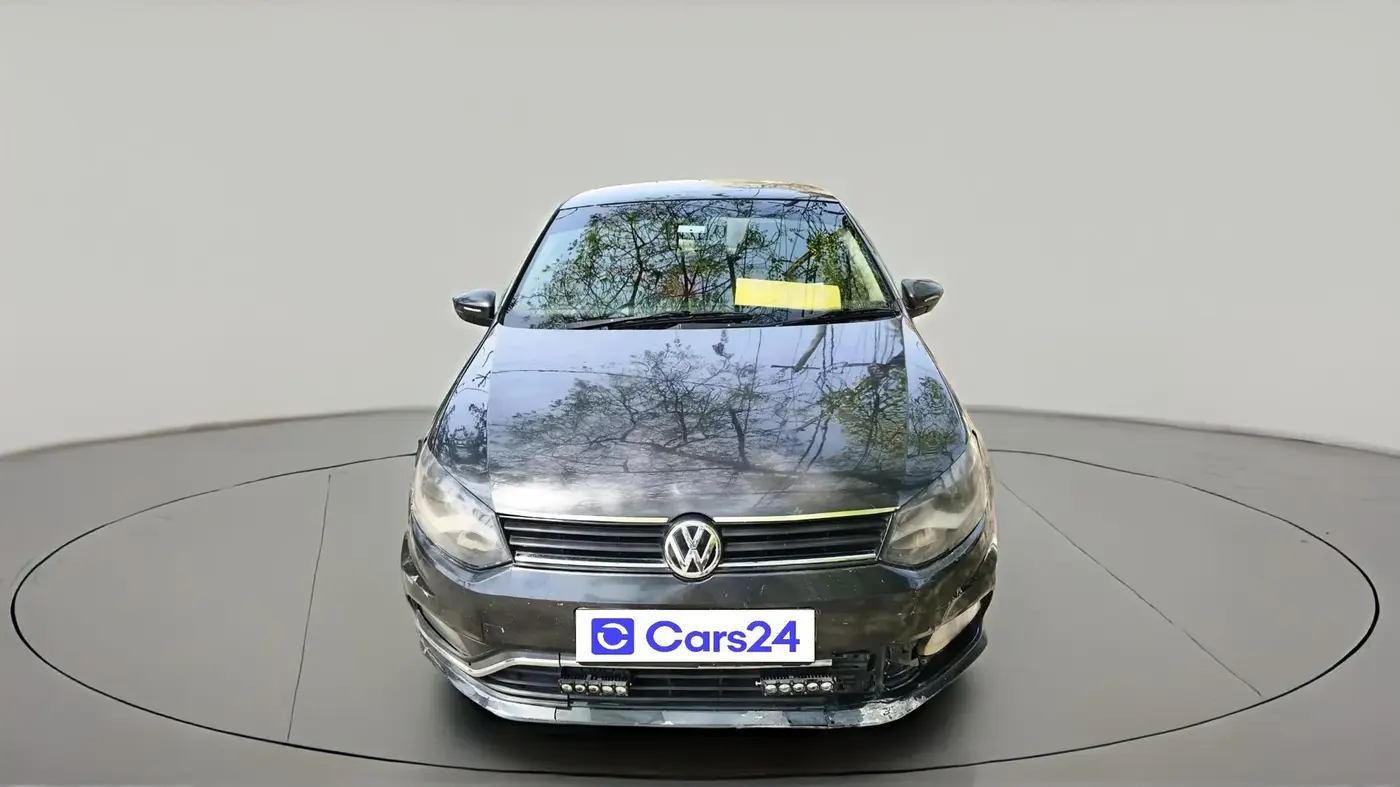 2017 Volkswagen Ameo HIGHLINE1.5L, Diesel, Manual, 1,65,755 km, exterior