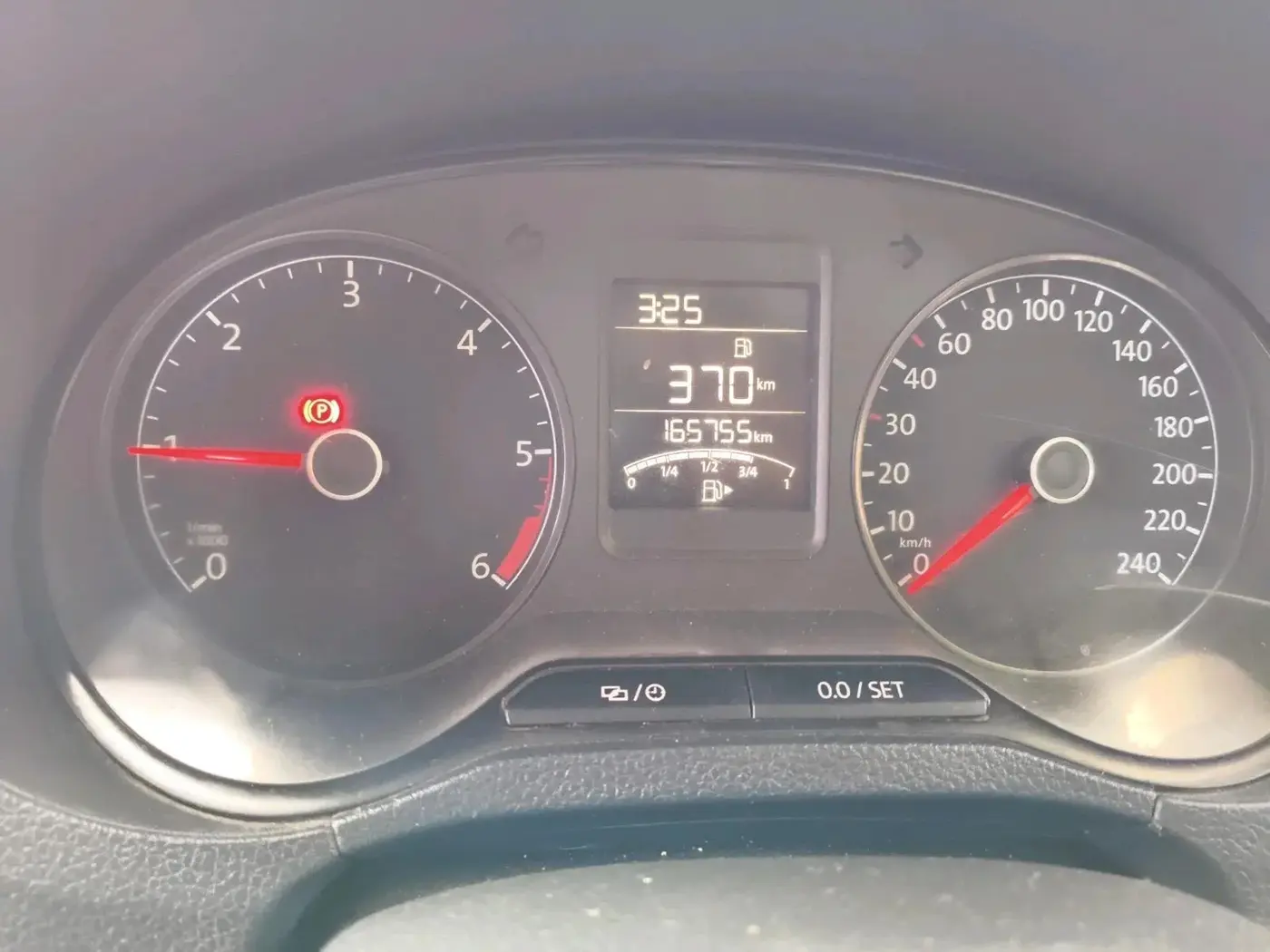 2017 Volkswagen Ameo HIGHLINE1.5L, Diesel, Manual, 1,65,755 km, interior