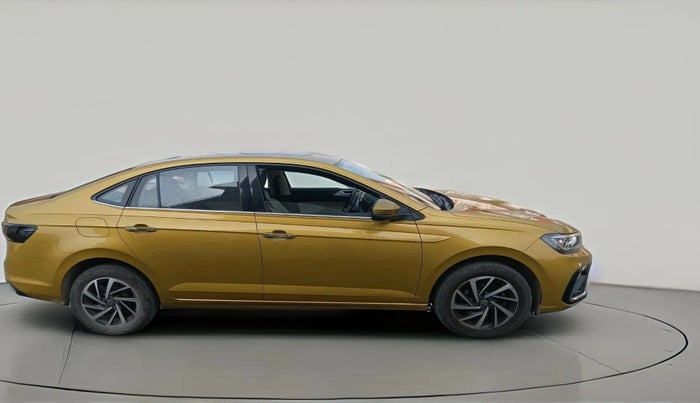 2023 Volkswagen VIRTUS TOPLINE TSI 1.0 MT, Petrol, Manual, 19,424 km, exterior