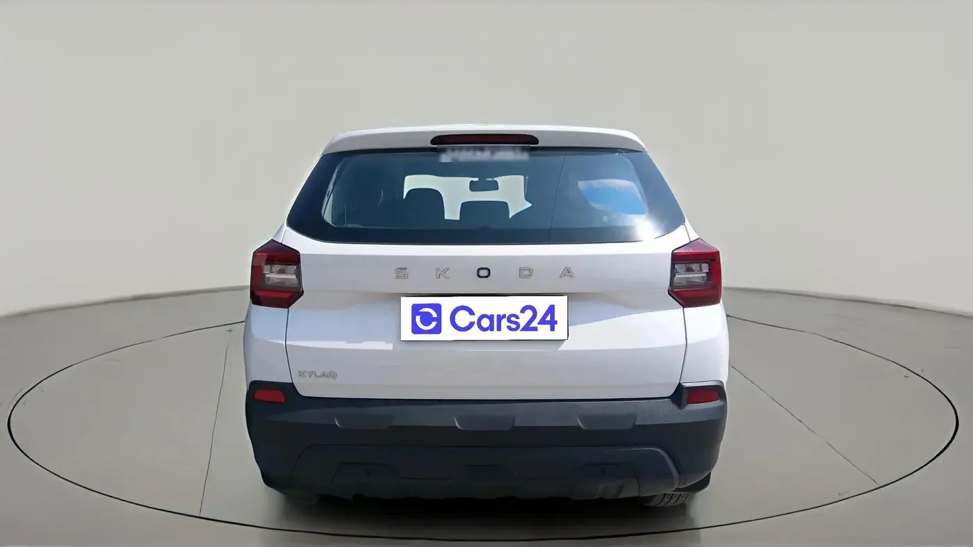 2025 Skoda KUSHAQ Classic 1.0L TSI, Petrol, Manual, 17,384 km, exterior