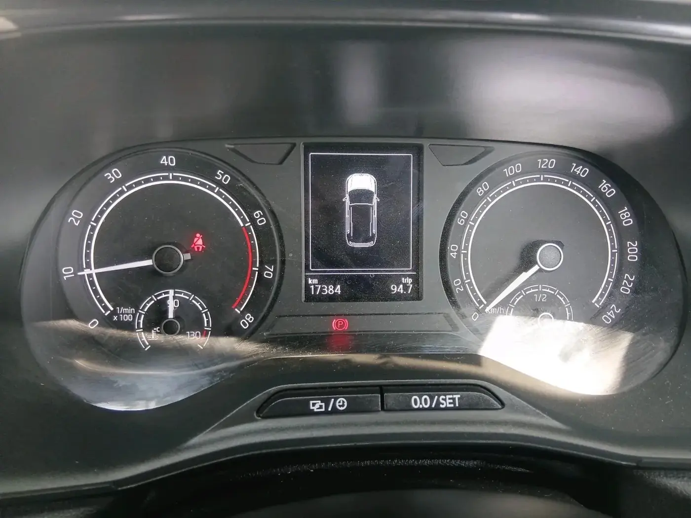 2025 Skoda KUSHAQ Classic 1.0L TSI, Petrol, Manual, 17,384 km, interior