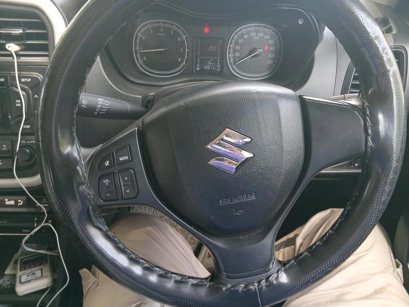 2020 Maruti Vitara Brezza VXI, Petrol, Manual, 42,811 km, interior