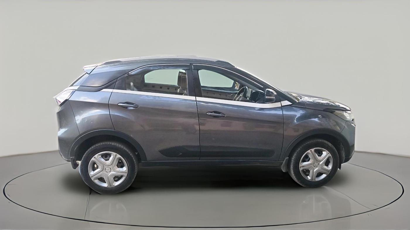 2020 Tata NEXON XZ PETROL, Petrol, Manual, 77,934 km, exterior