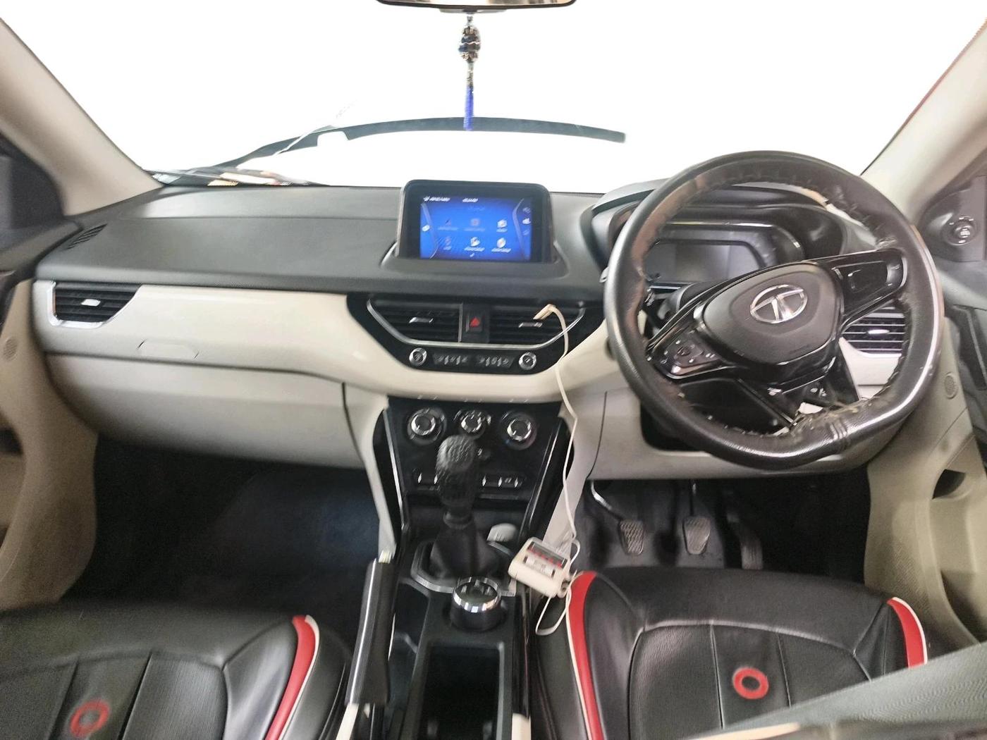 2020 Tata NEXON XZ PETROL, Petrol, Manual, 77,934 km, interior